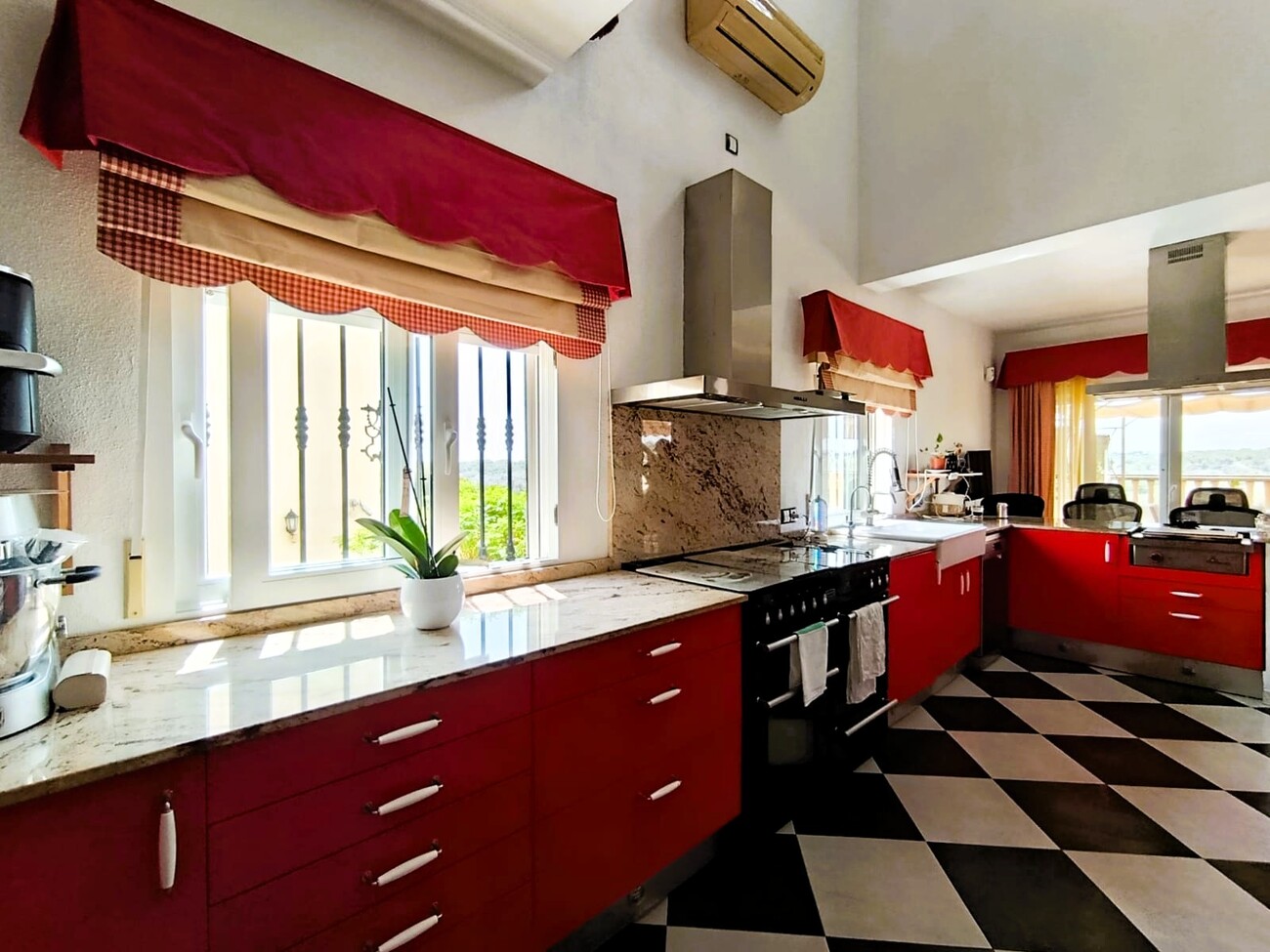 Villa à Alicante, Espagne 4 chambres, 214 m2 No. 189766