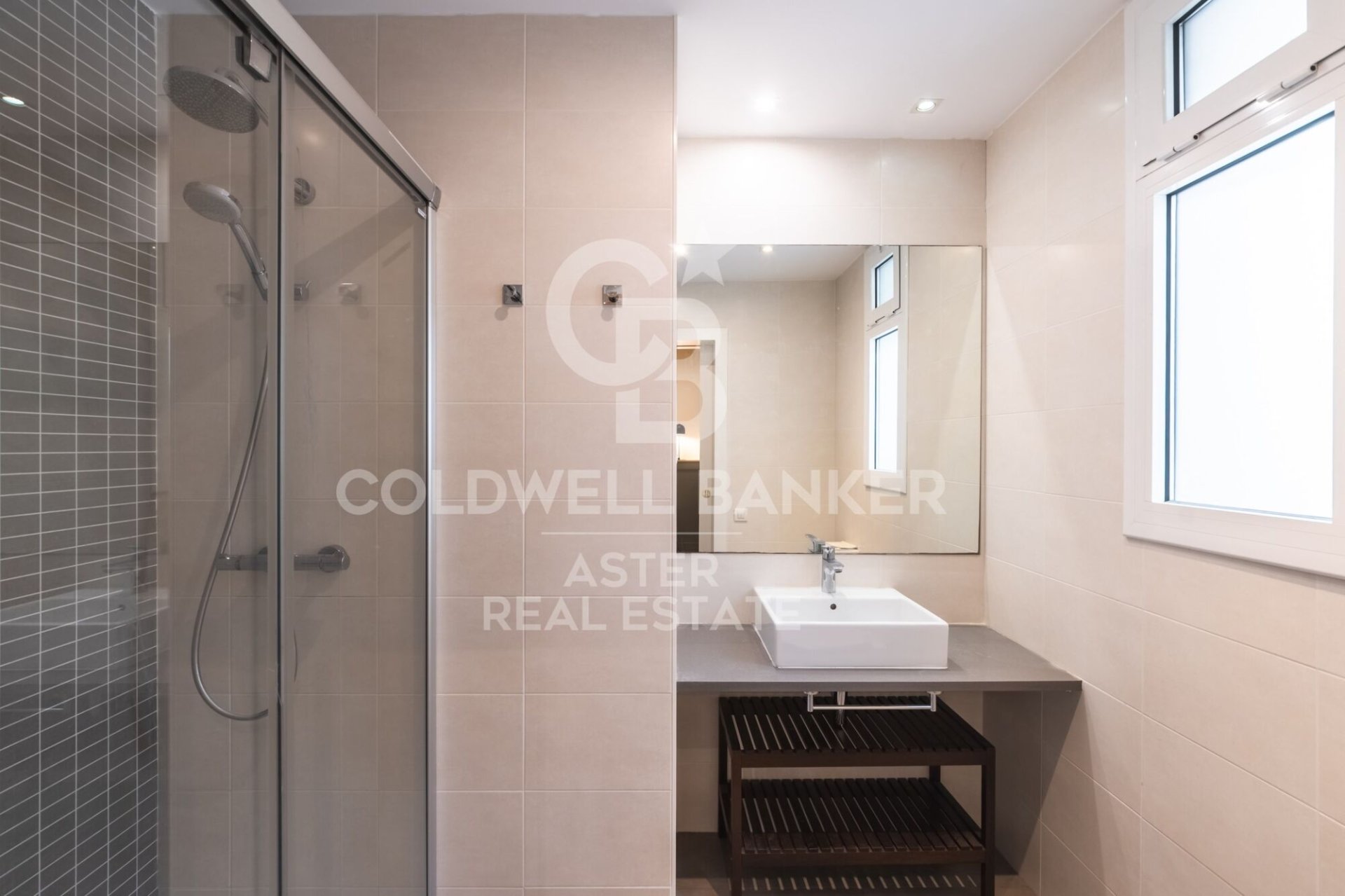 Dzīvoklis Barcelona, Spānijā 3 istabas, 138 m2 Nr. 178970