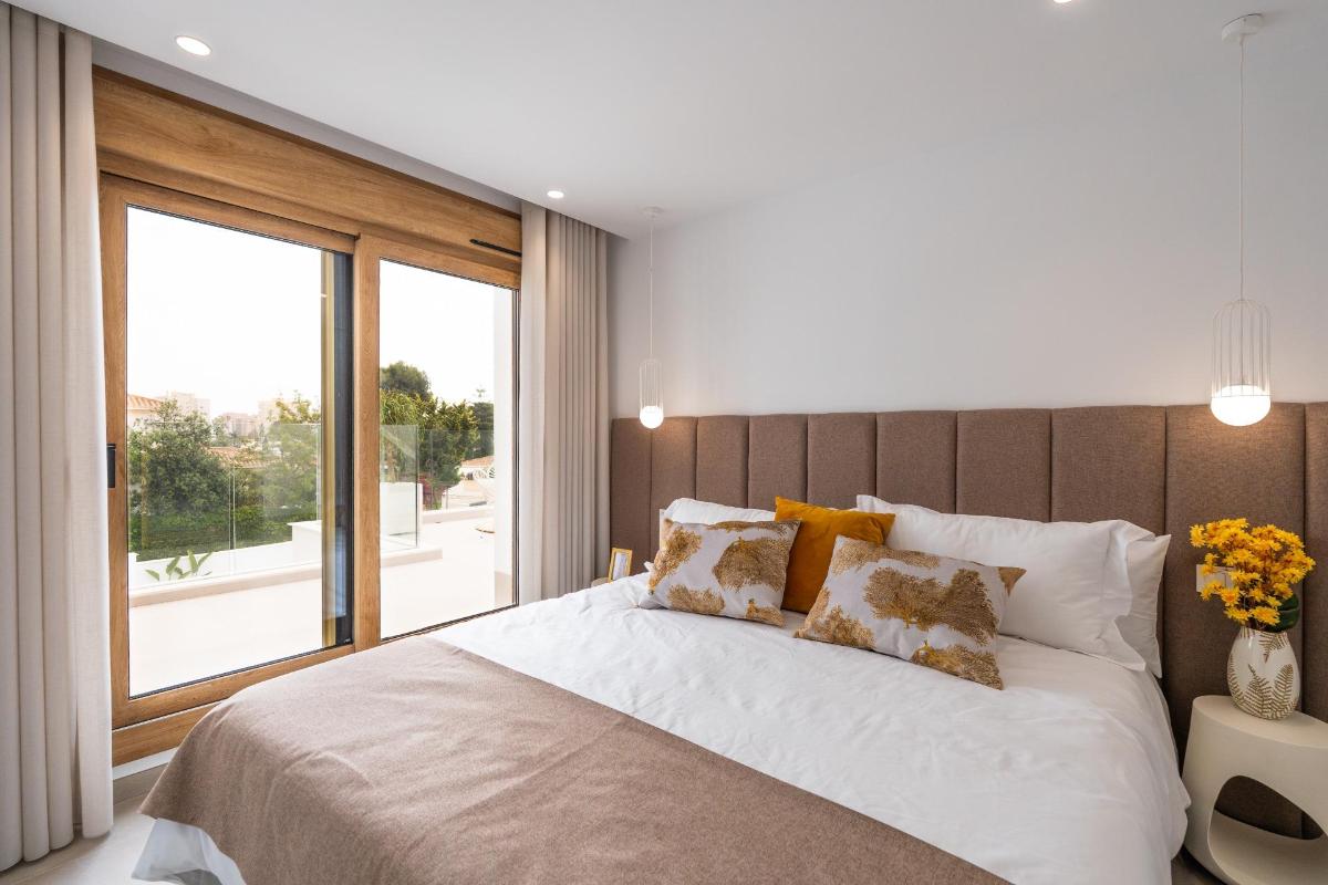 Villa in Alicante, Spain 4 bedrooms, 227 sq.m. No. 148910