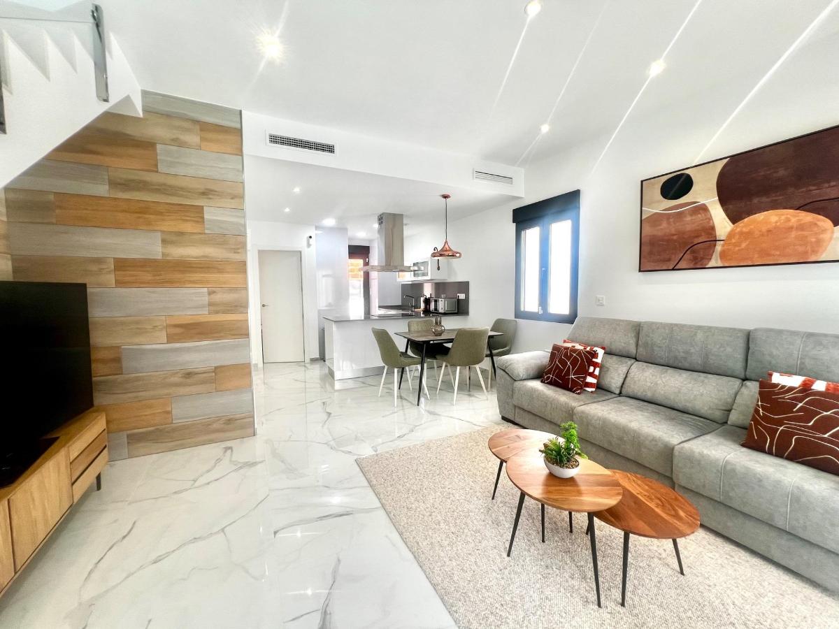 Villa Torrevieja, Alicante, Spānijā 3 istabas, 106 m2 Nr. 148908
