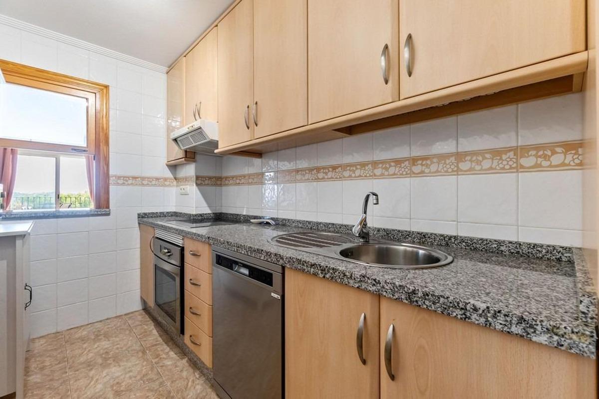 Apartamento en Alicante, España 2 dormitorios, 67 m2 No. 148911