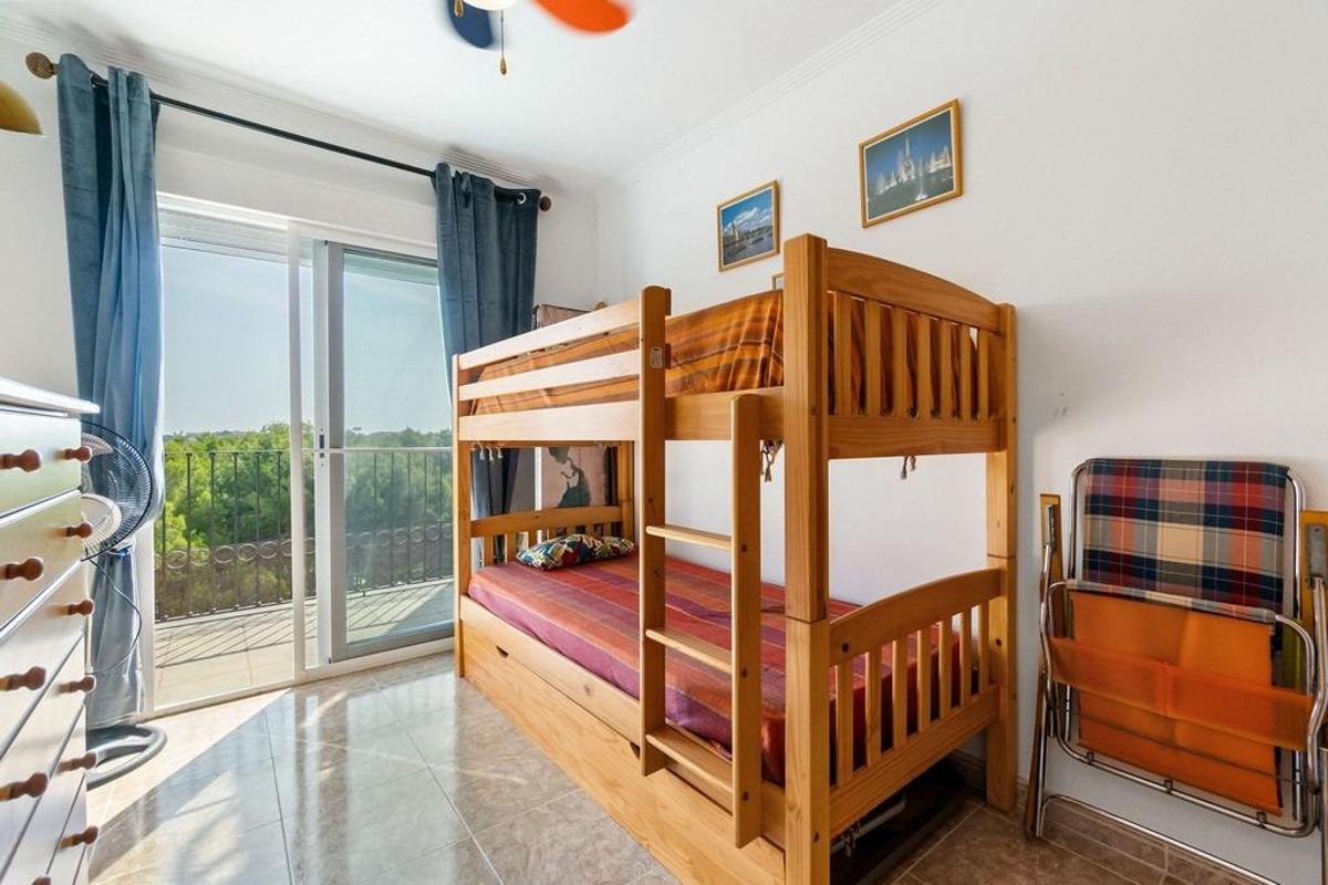 Apartamento en Alicante, España 2 dormitorios, 67 m2 No. 148911