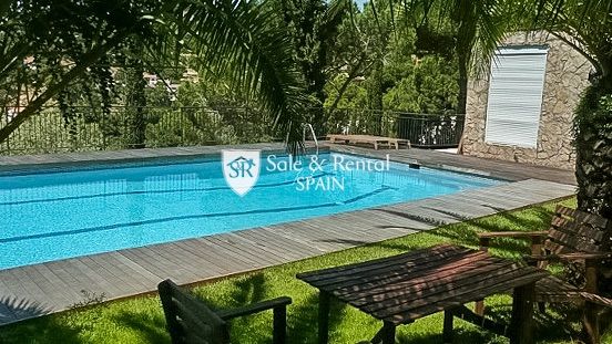 Māja Lloret de Mar, Girona, Spānijā 4 istabas, 300 m2 Nr. 166380