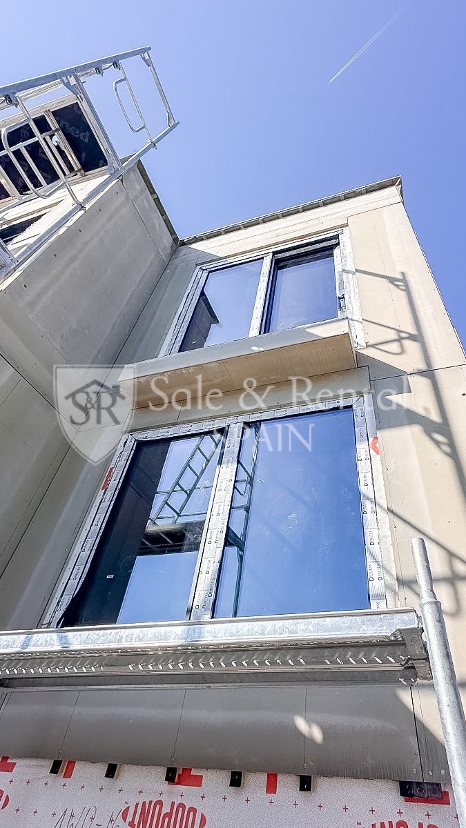 Talo Lloret de Mar, Girona, Espanja 3 makuuhuonetta, 350 m2 No. 166379