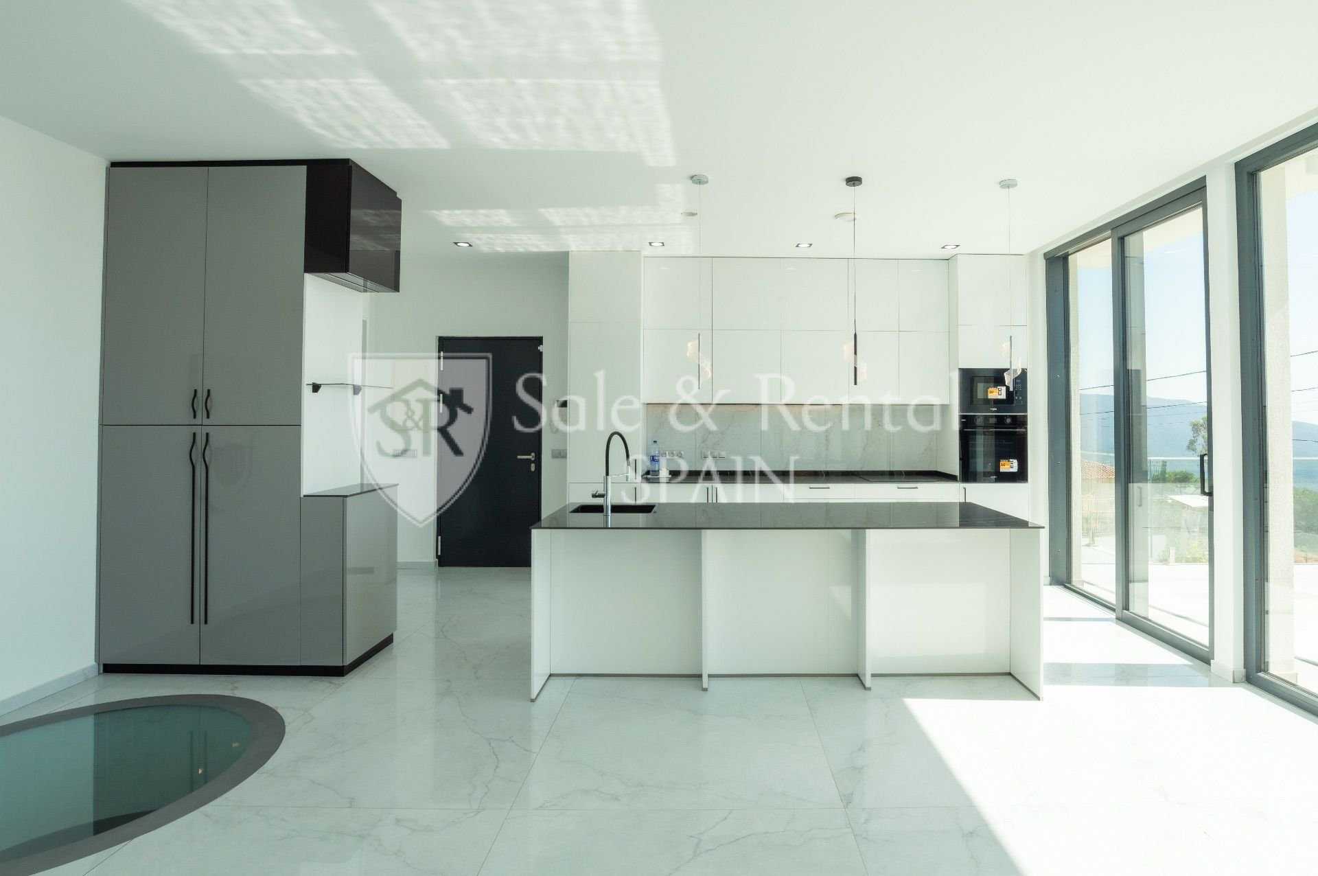 Māja Lloret de Mar, Girona, Spānijā 3 istabas, 270 m2 Nr. 166378