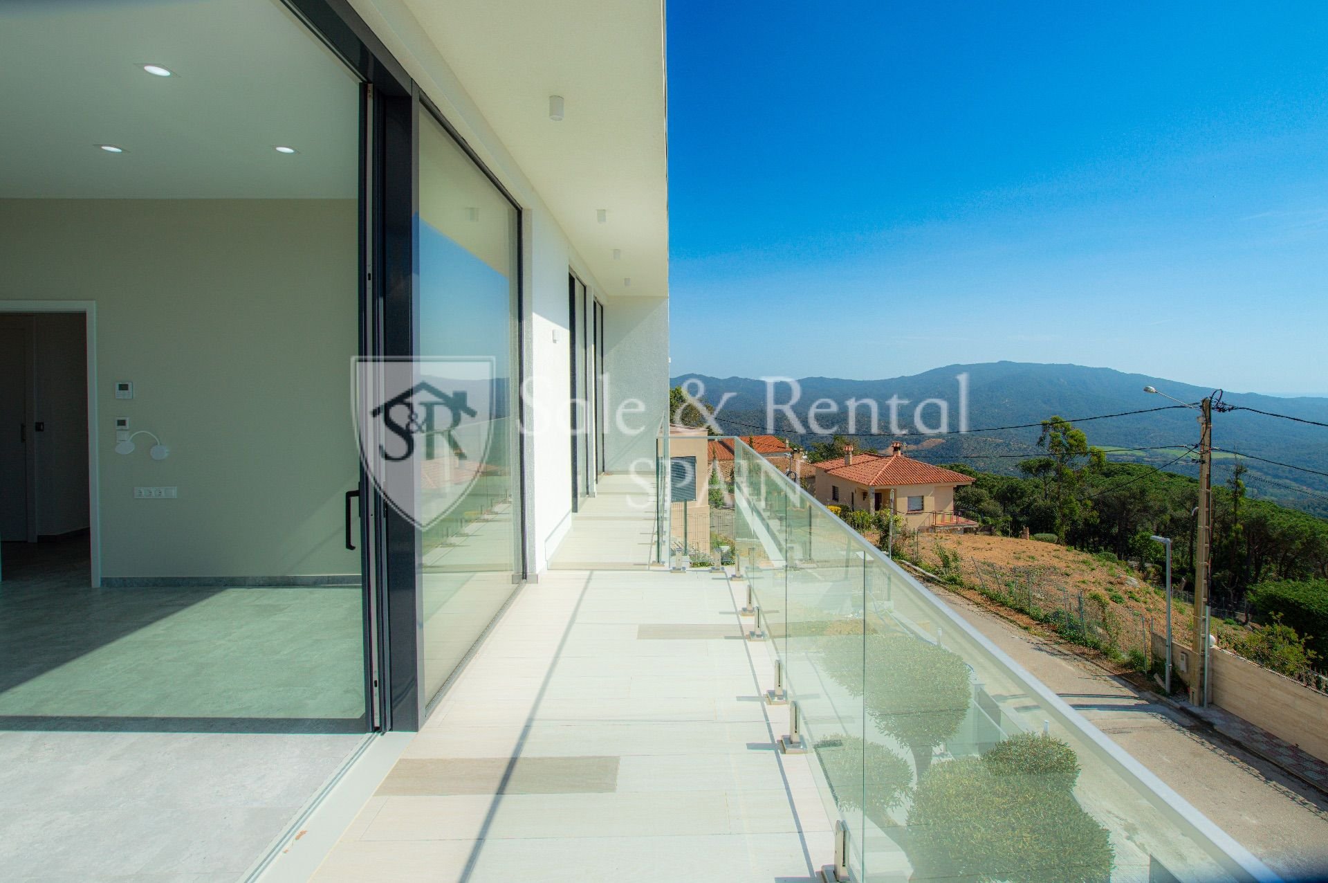 Māja Lloret de Mar, Girona, Spānijā 3 istabas, 270 m2 Nr. 166378