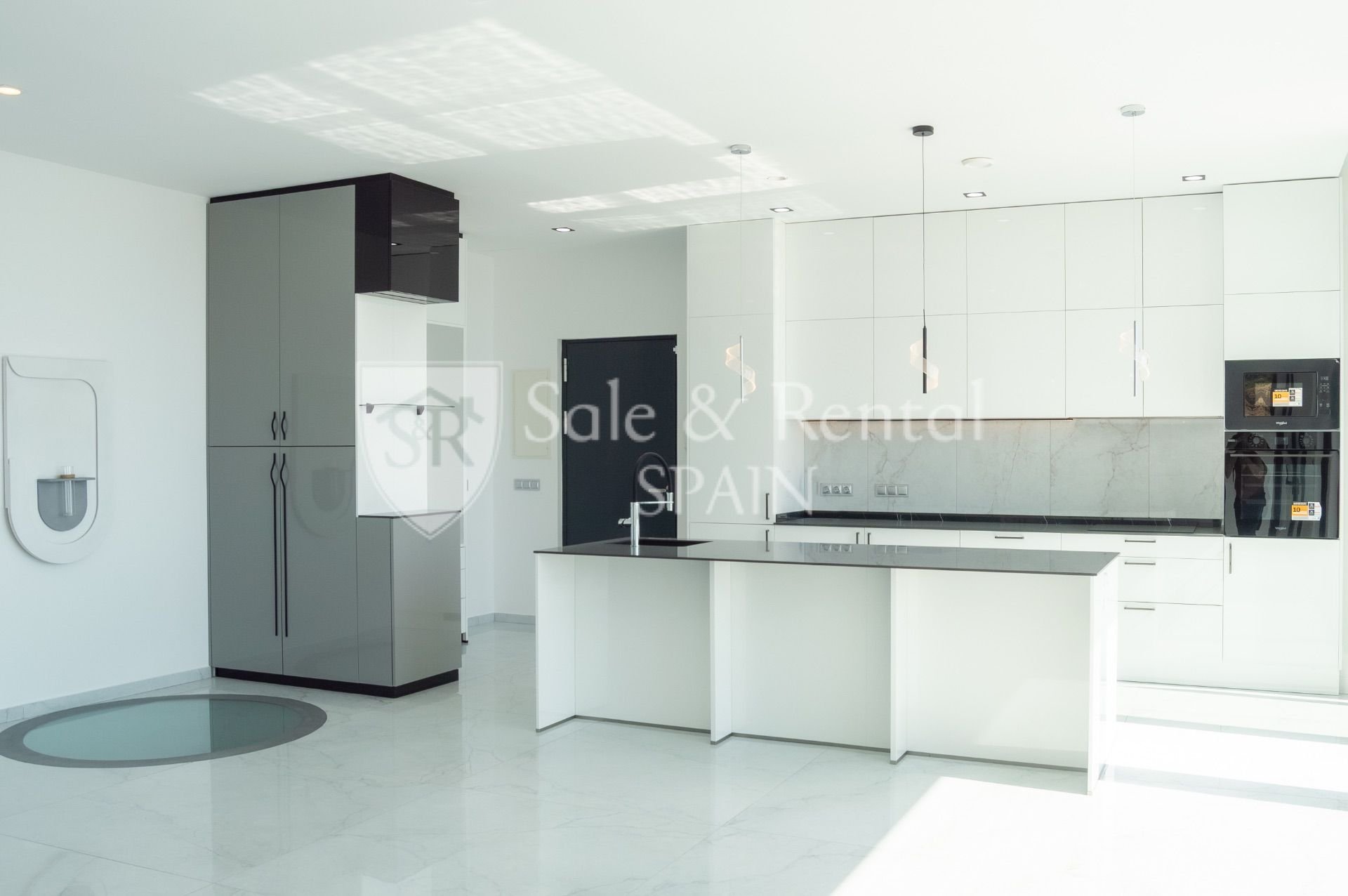 Māja Lloret de Mar, Girona, Spānijā 3 istabas, 270 m2 Nr. 166378
