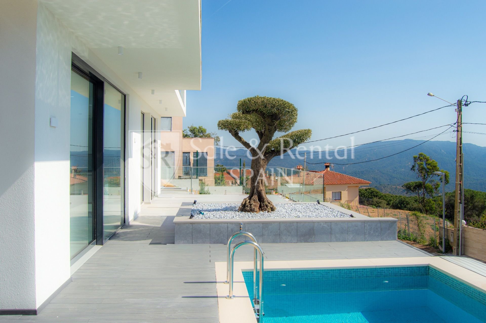 Māja Lloret de Mar, Girona, Spānijā 3 istabas, 270 m2 Nr. 166378