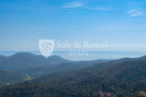 Talo Lloret de Mar, Girona, Espanja 3 makuuhuonetta, 270 m2 No. 166378