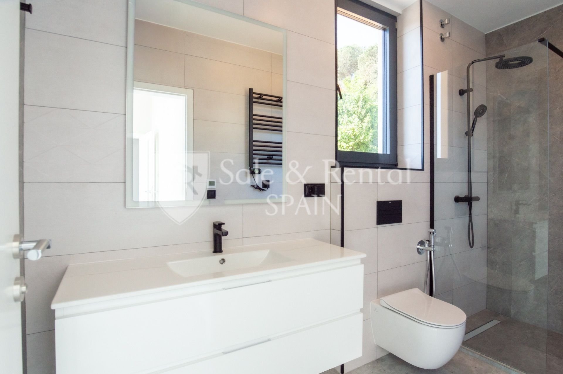 Māja Lloret de Mar, Girona, Spānijā 3 istabas, 270 m2 Nr. 166378