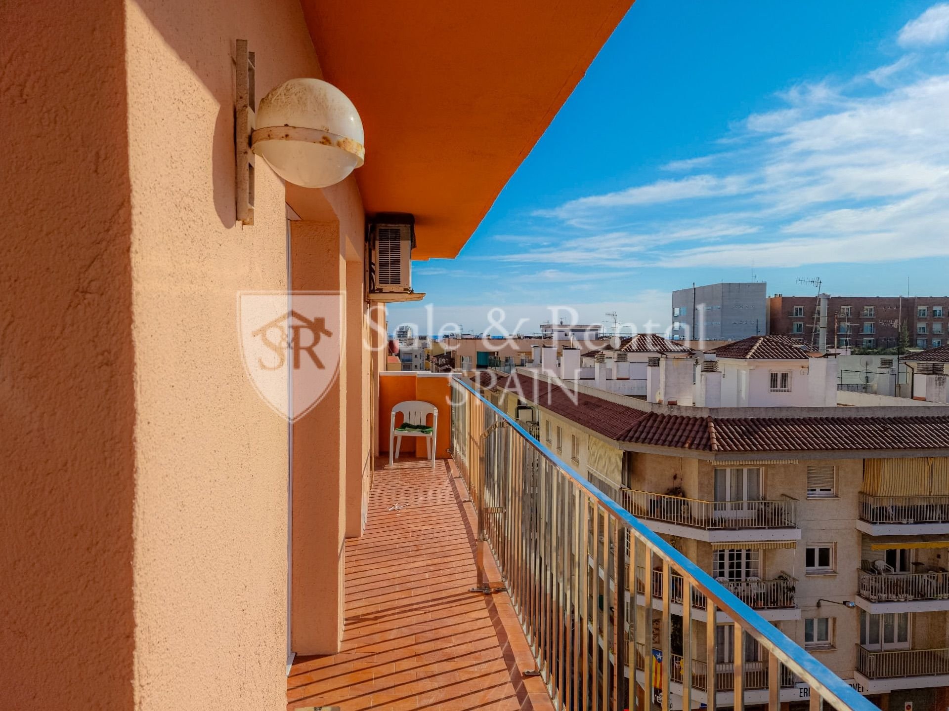 Appartamento a Blanes, Girona, Spagna 4 camere da letto, 104 mq. N° 166382