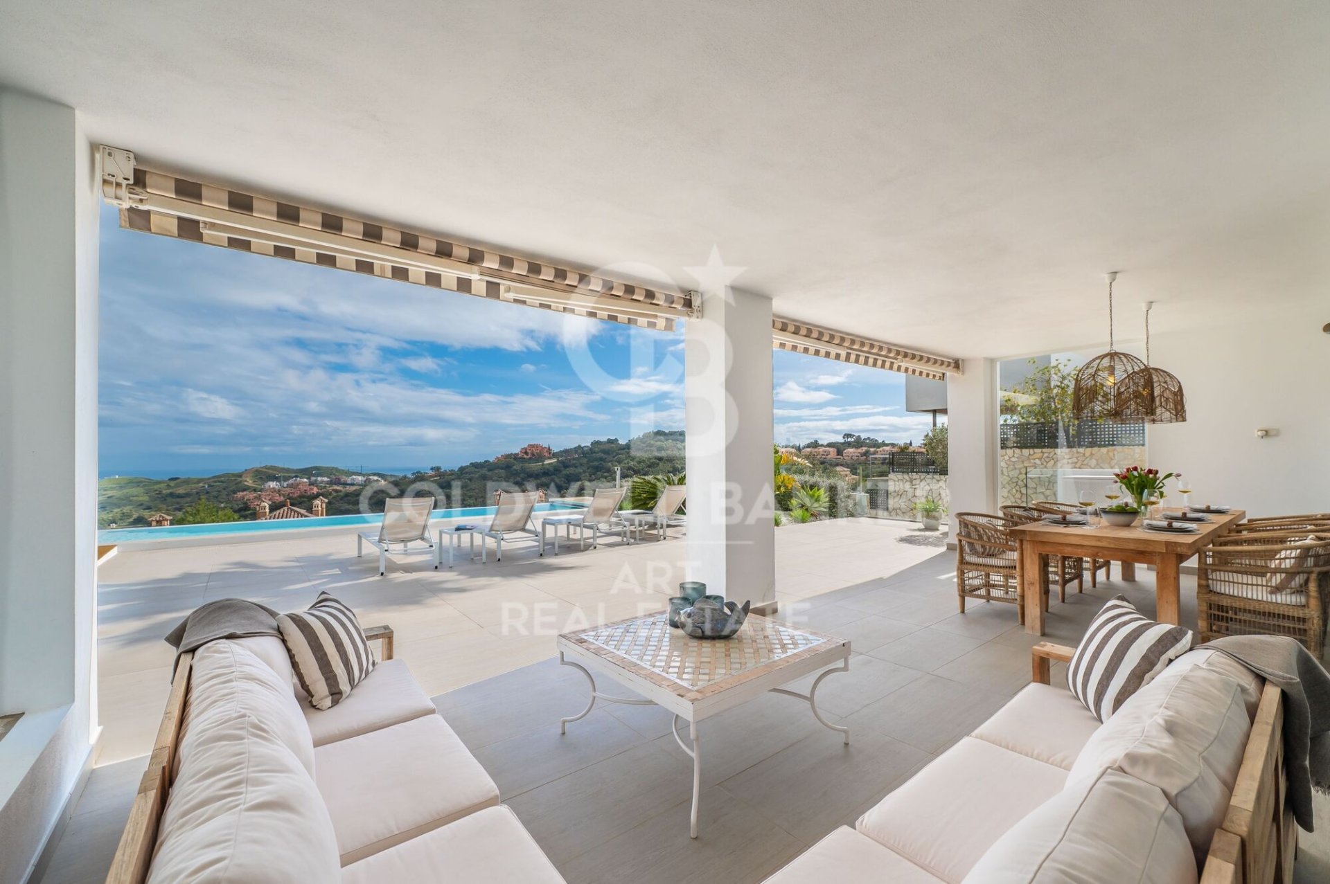 Villa in Ojen, Malaga, Spain 5 bedrooms, 527 sq.m. No. 159071