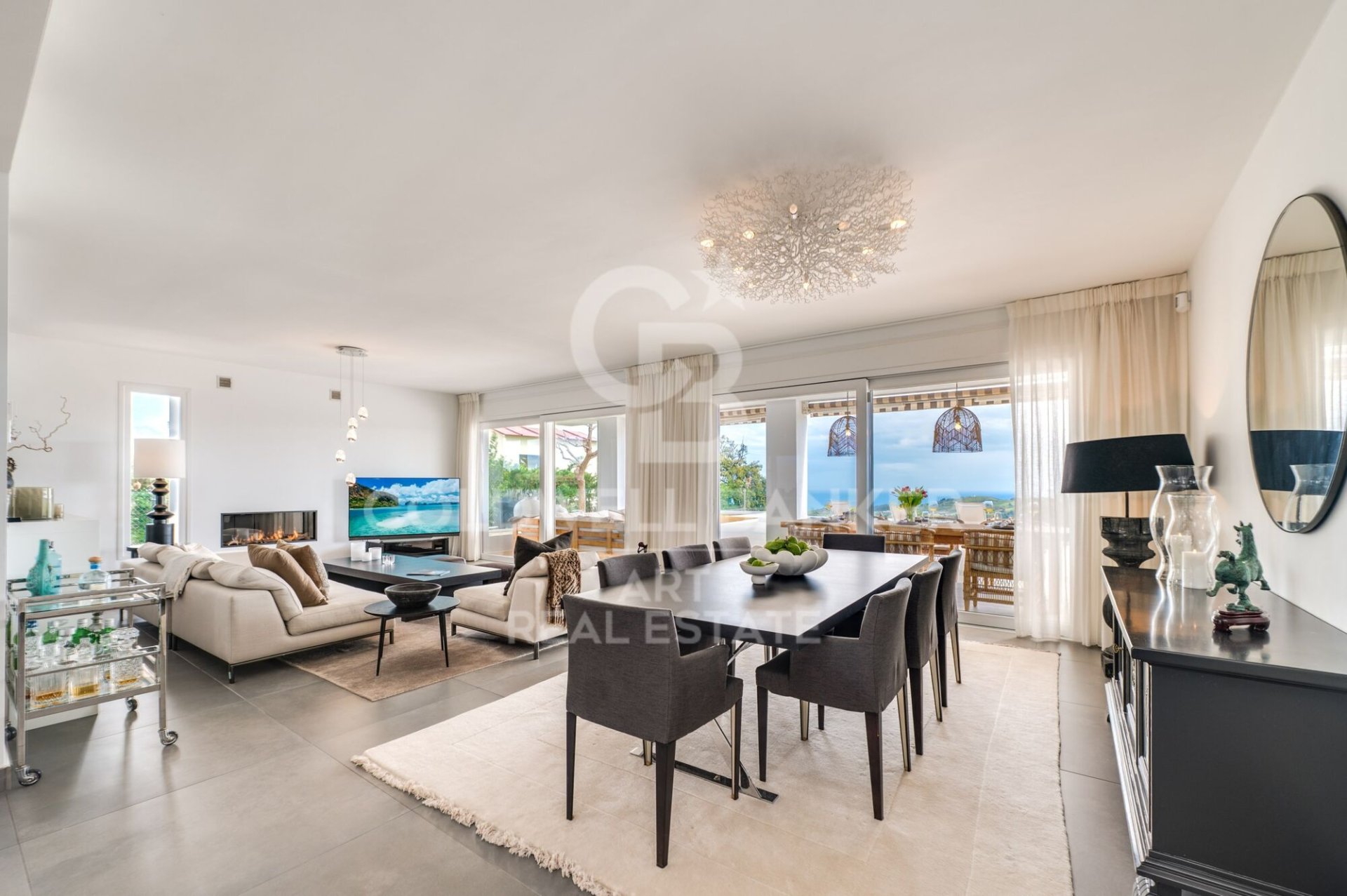 Villa in Ojen, Malaga, Spain 5 bedrooms, 527 sq.m. No. 159071