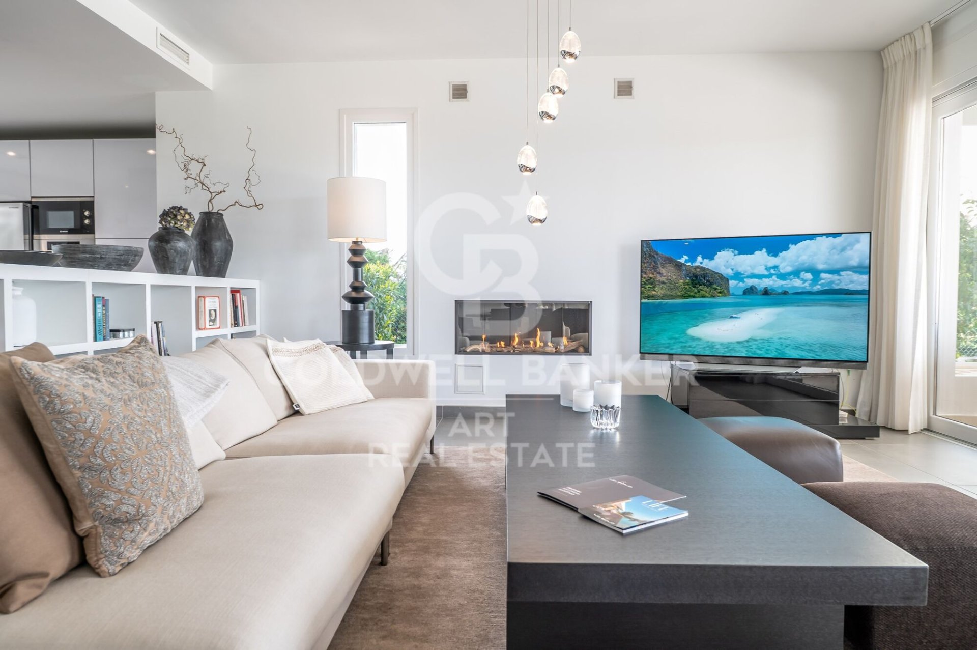 Villa in Ojen, Malaga, Spain 5 bedrooms, 527 sq.m. No. 159071