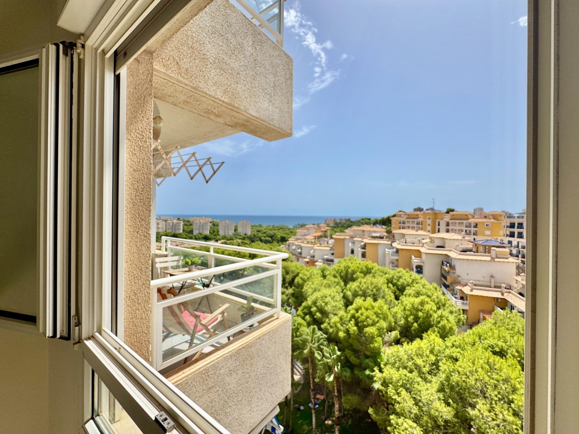 Appartamento a Dehesa De Campoamor, Alicante, Spagna 2 camere da letto, 55 mq. N° 194987