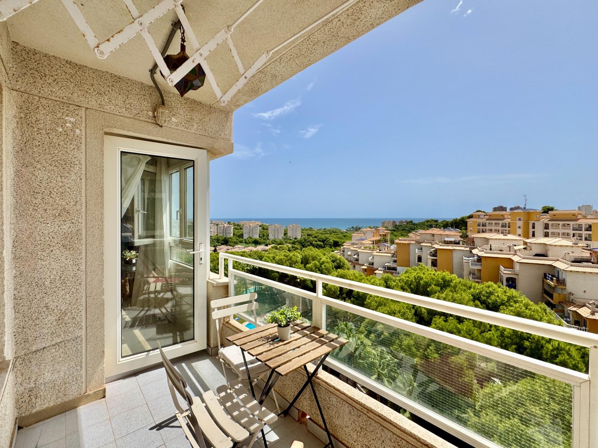 Appartamento a Dehesa De Campoamor, Alicante, Spagna 2 camere da letto, 55 mq. N° 194987