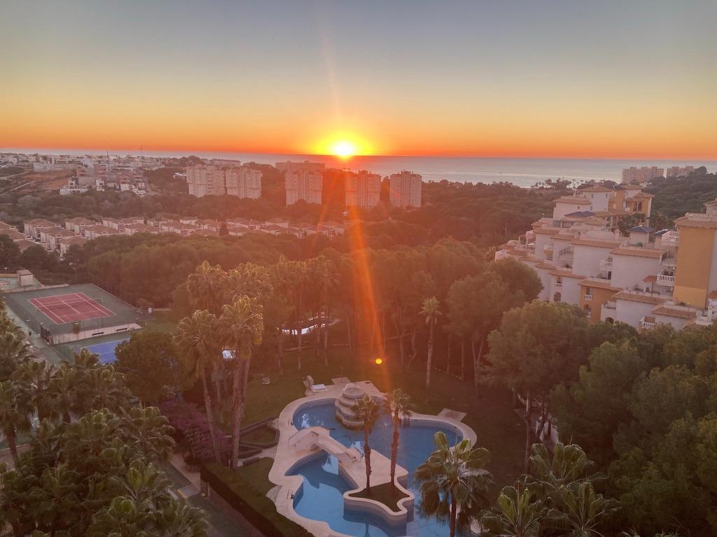 Appartamento a Dehesa De Campoamor, Alicante, Spagna 2 camere da letto, 55 mq. N° 194987