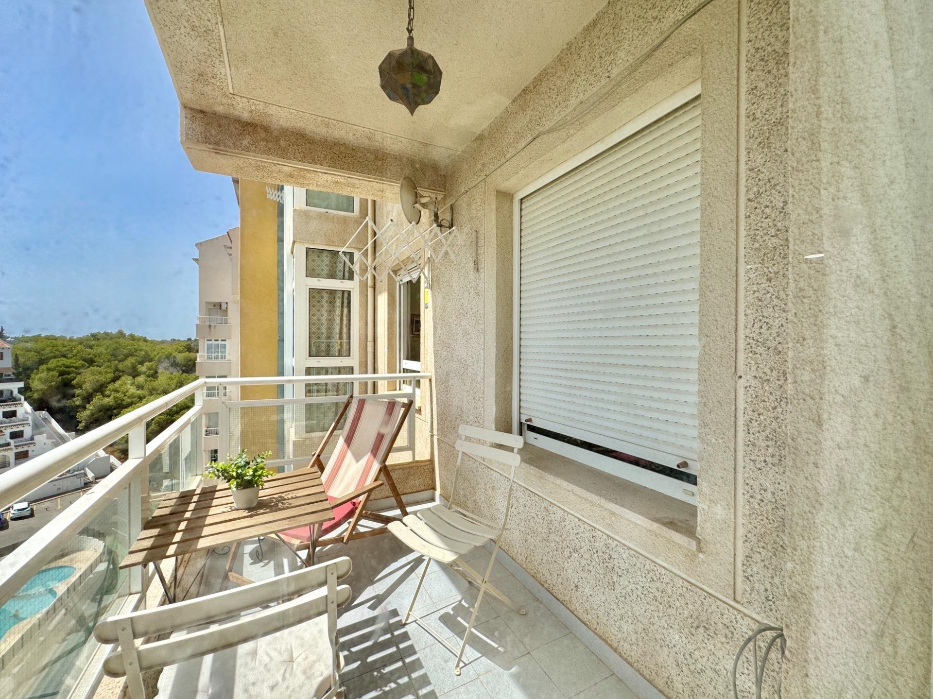 Appartamento a Dehesa De Campoamor, Alicante, Spagna 2 camere da letto, 55 mq. N° 194987