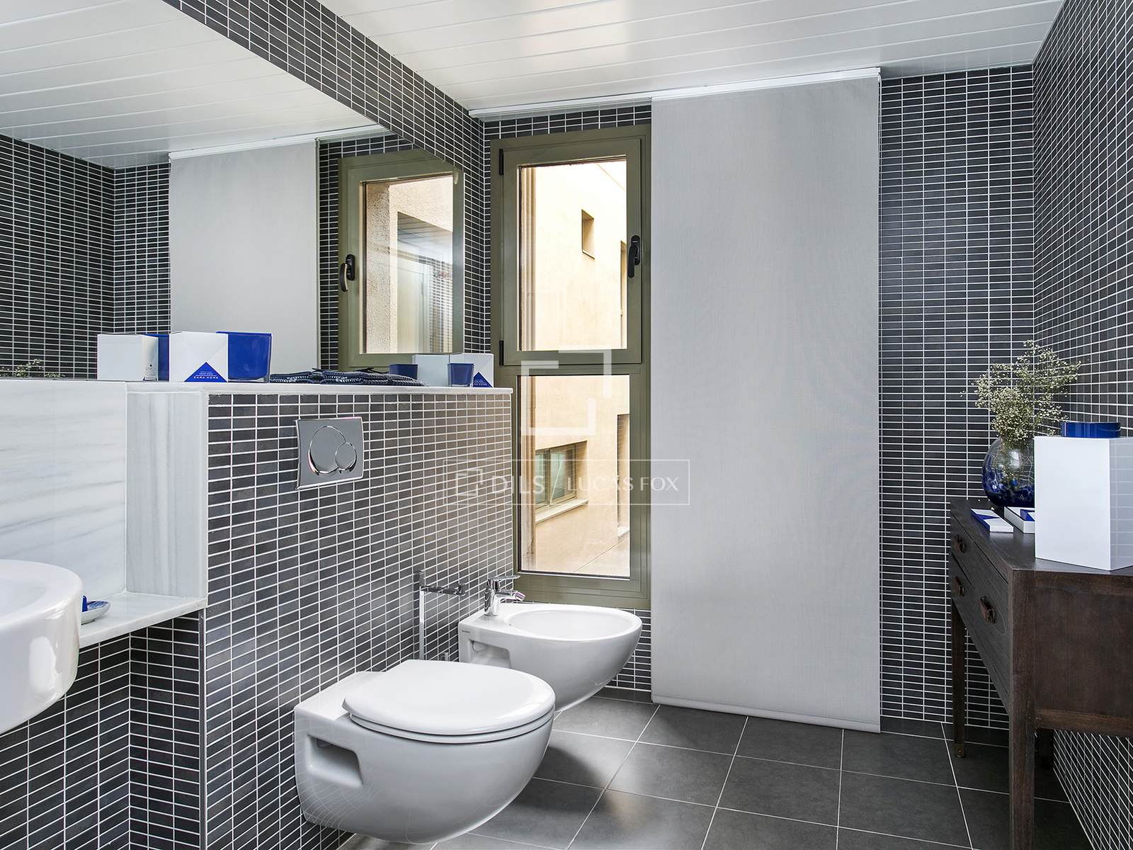 Apartment in Barcelona, Spain 3 bedrooms, 170 sq.m. No. 150474