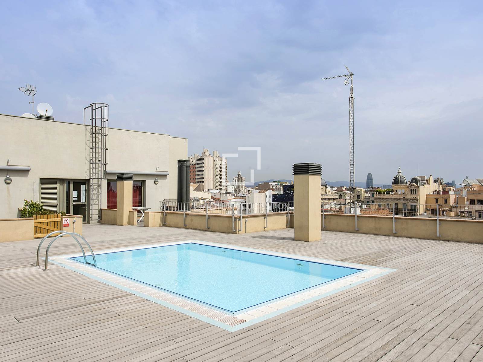 Apartment in Barcelona, Spain 3 bedrooms, 170 sq.m. No. 150474