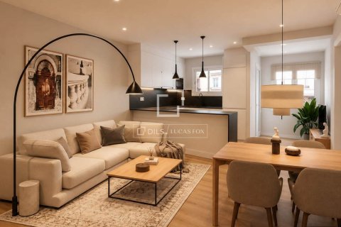 Apartament w Barcelona, Hiszpania 4 sypialnie, 116 mkw. nr 150470