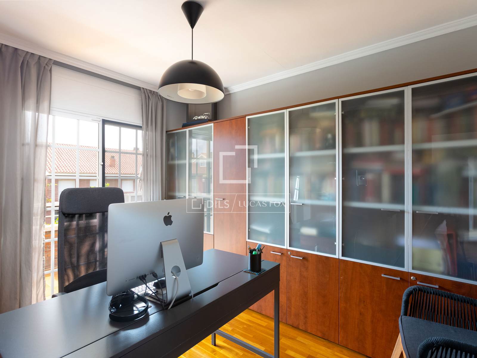 Huvila Premia De Mar, Barcelona, Espanja 5 makuuhuonetta, 270 m2 No. 150957