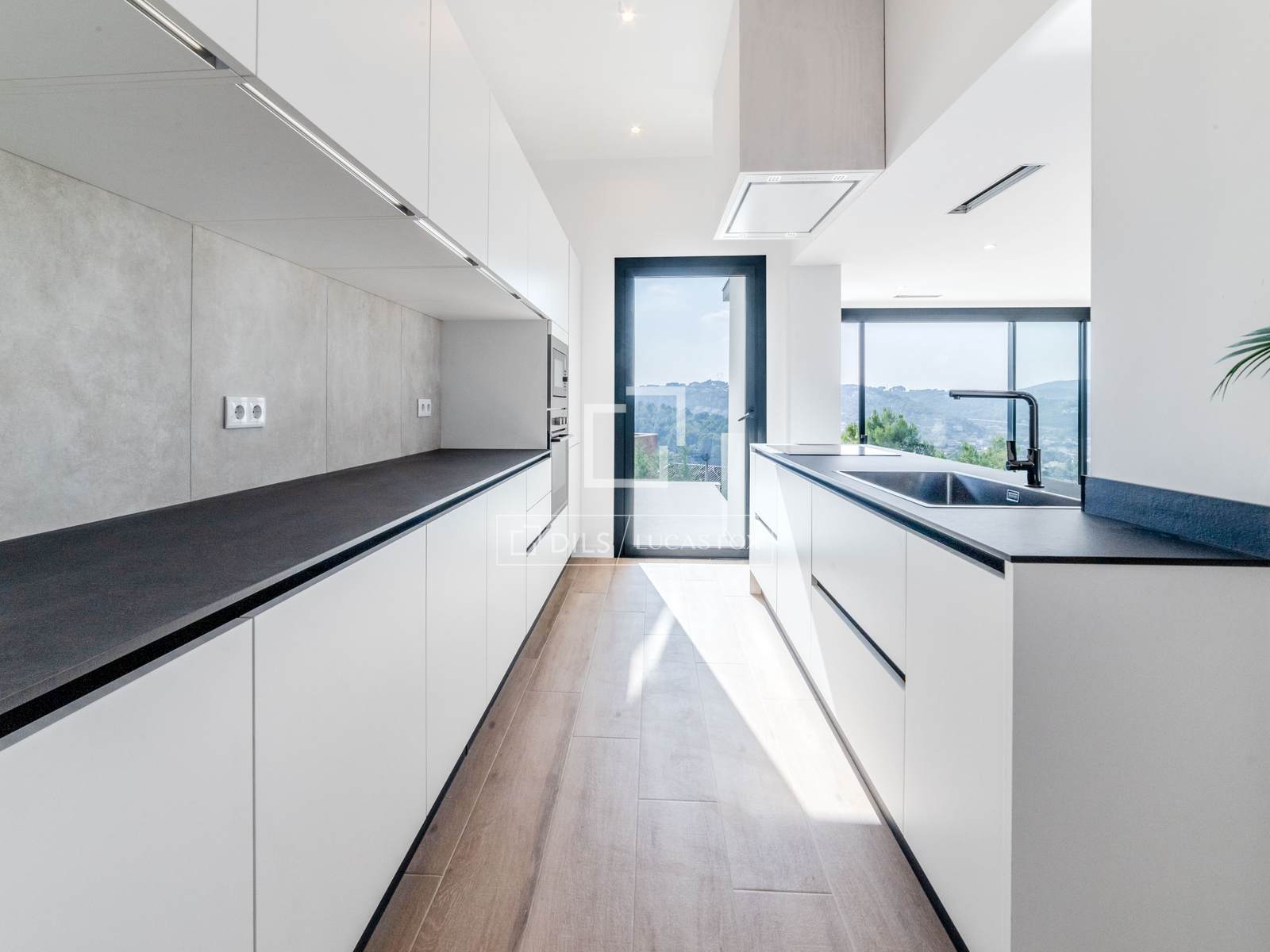Villa en Sitges, Barcelona, España 4 dormitorios, 208 m2 No. 150952