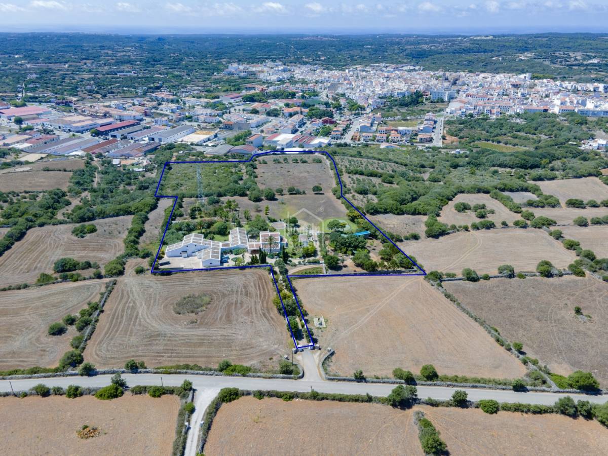 Tontti Alaior, Menorca, Espanja 7 makuuhuonetta, 962 m2 No. 27980