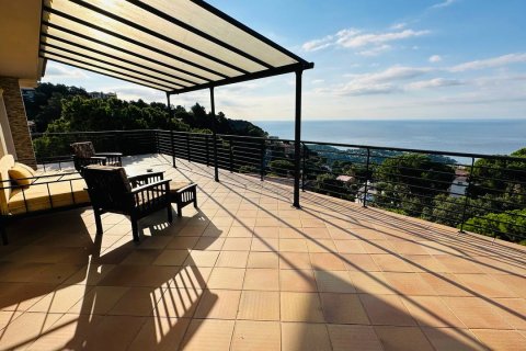 Villa in Lloret de Mar, Girona, Spanien 7 Schlafzimmer,  Nr. 143247