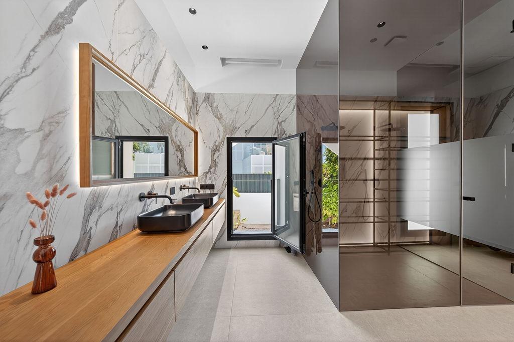 Huvila L'Alfàs del Pi, Alicante, Espanja 4 makuuhuonetta, 830.55 m2 No. 183106