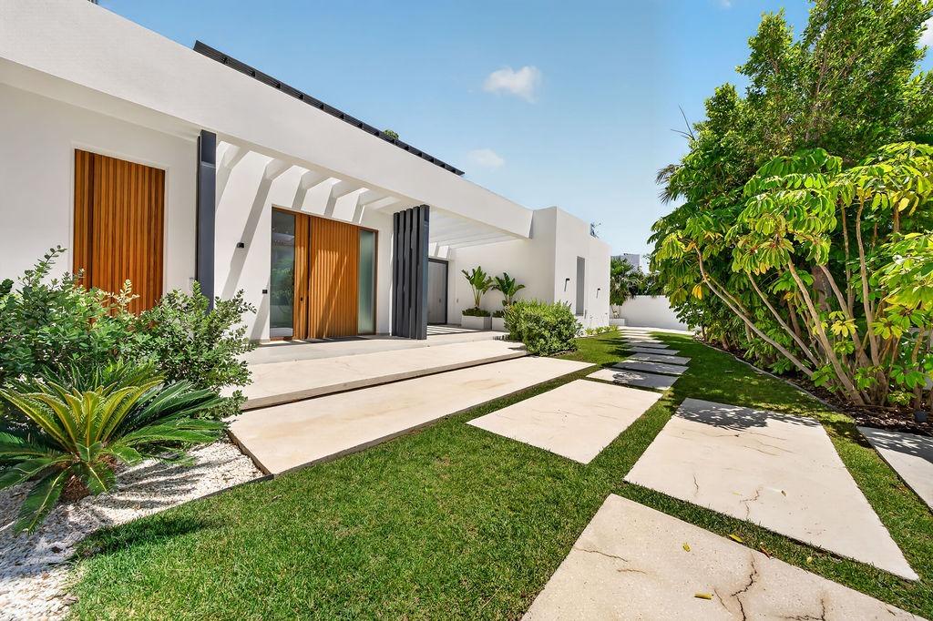 Huvila L'Alfàs del Pi, Alicante, Espanja 4 makuuhuonetta, 830.55 m2 No. 183106