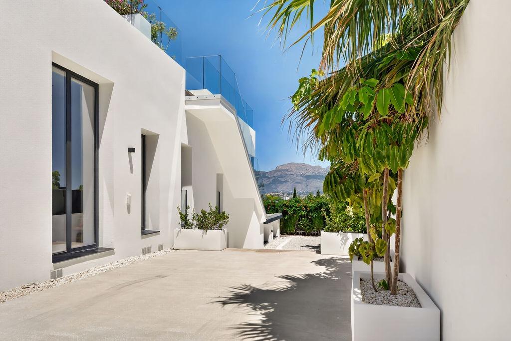 Huvila L'Alfàs del Pi, Alicante, Espanja 4 makuuhuonetta, 830.55 m2 No. 183106