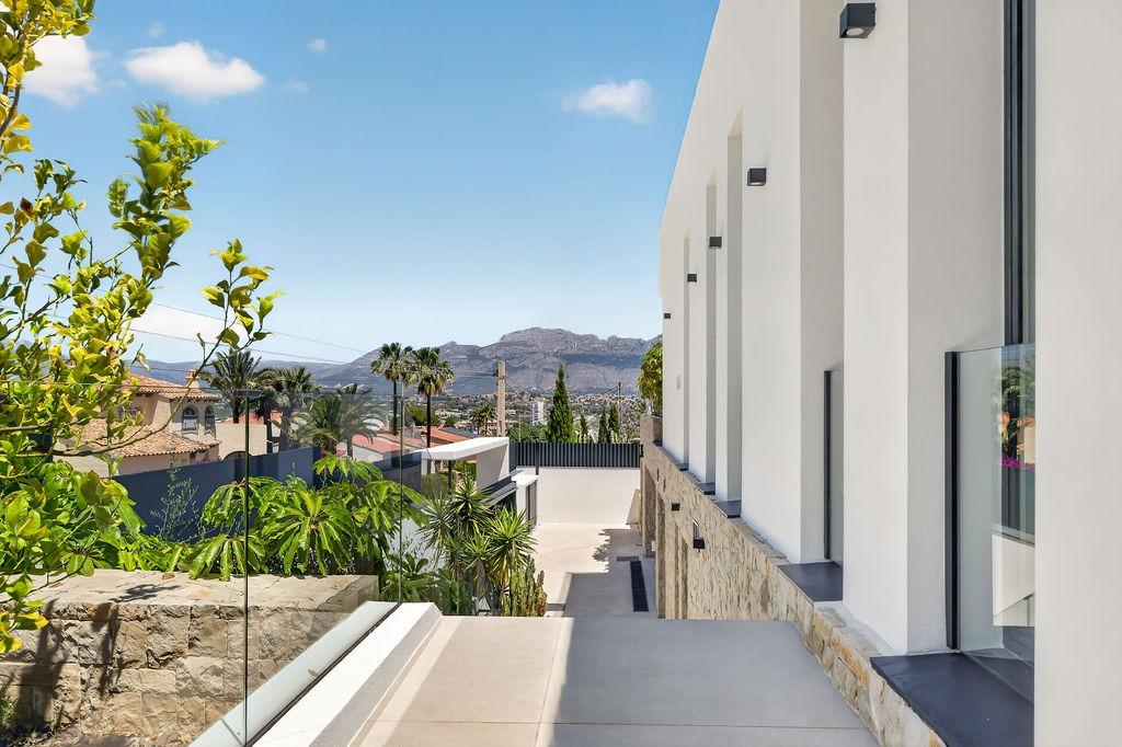Huvila L'Alfàs del Pi, Alicante, Espanja 4 makuuhuonetta, 830.55 m2 No. 183106