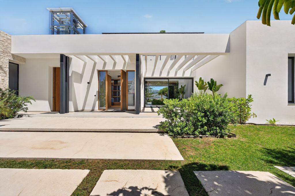 Huvila L'Alfàs del Pi, Alicante, Espanja 4 makuuhuonetta, 830.55 m2 No. 183106