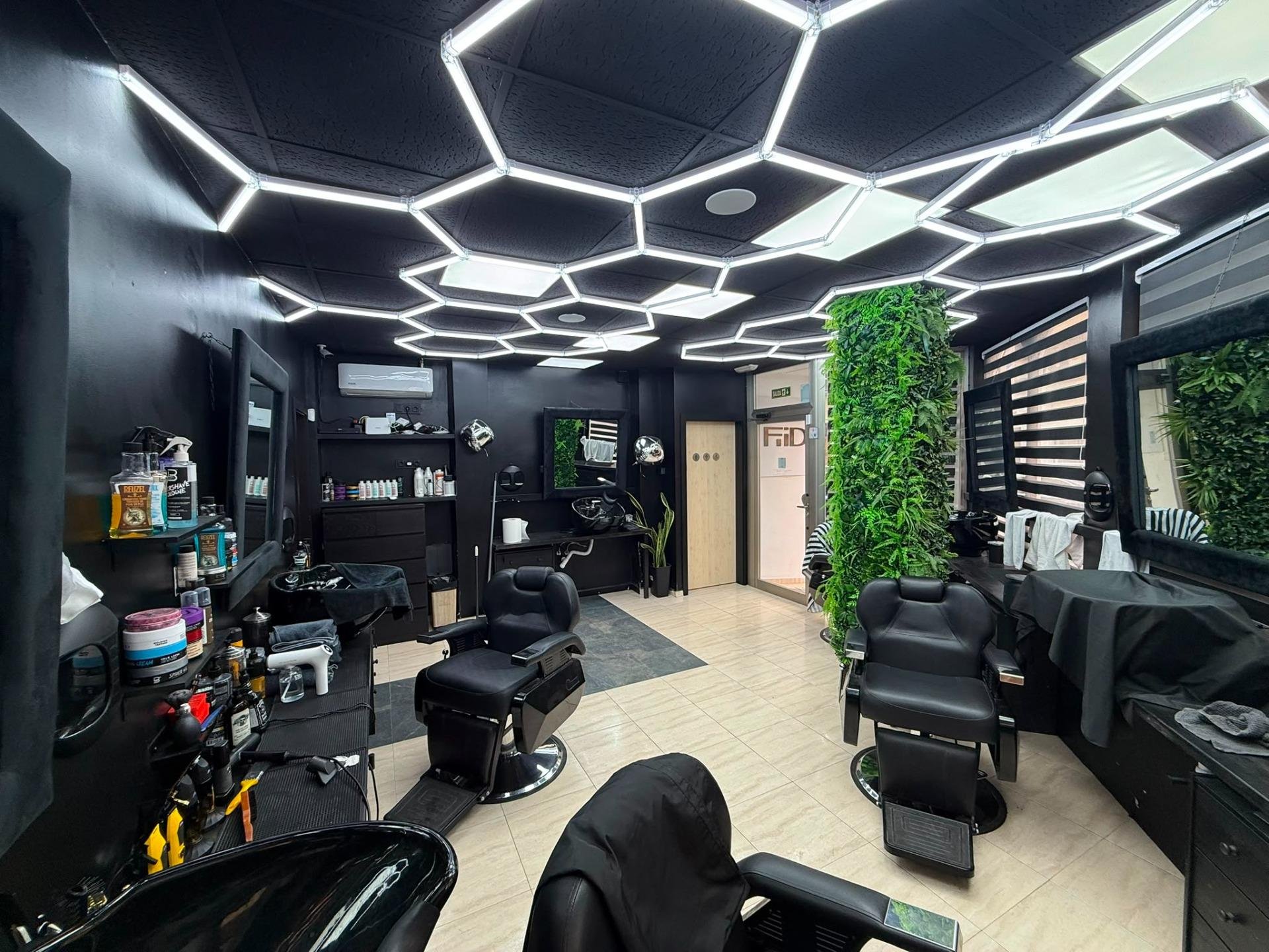 Commercial property à Alicante, Espagne 77 m2 No. 183103