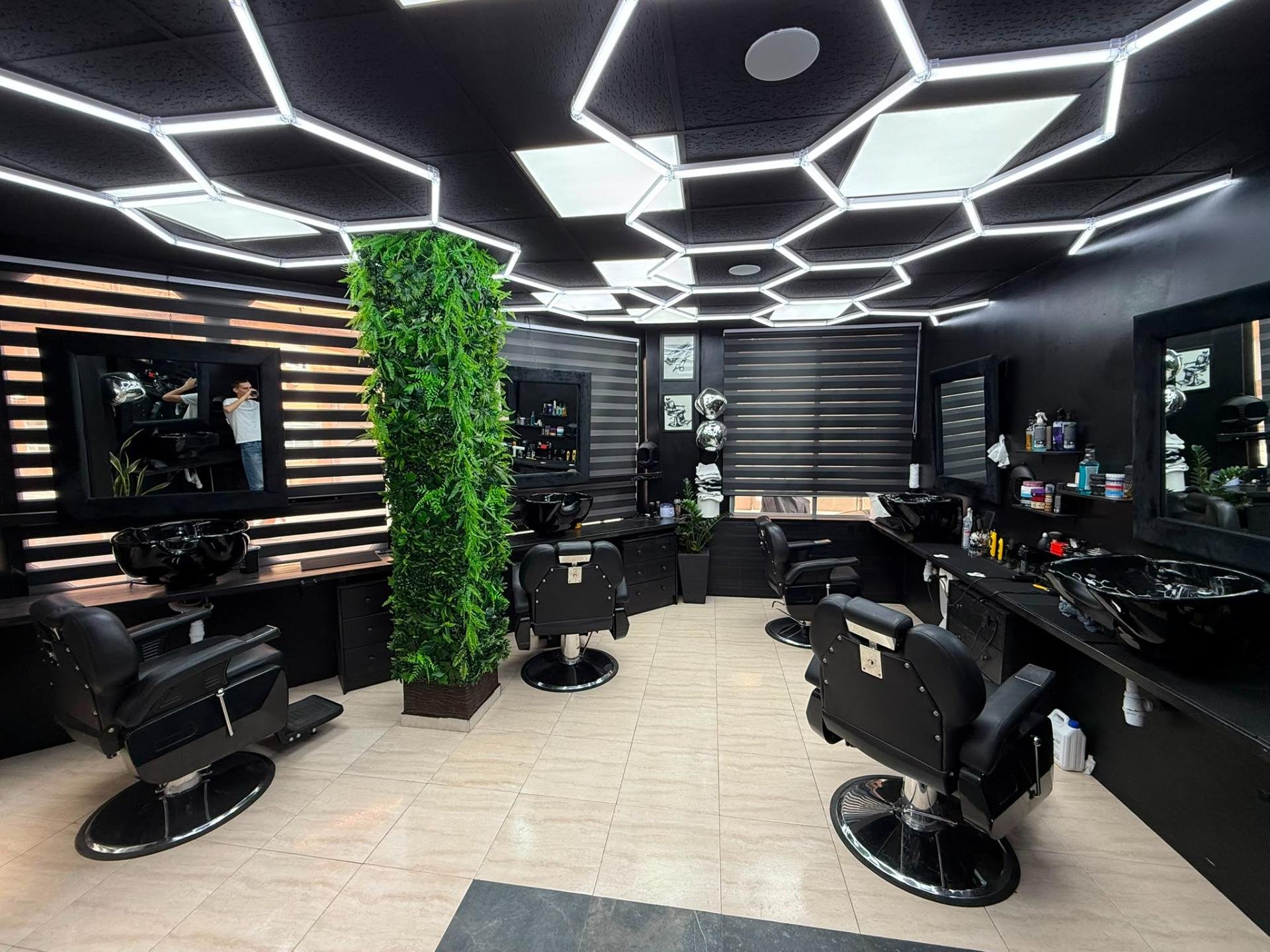 Commercial property à Alicante, Espagne 77 m2 No. 183103