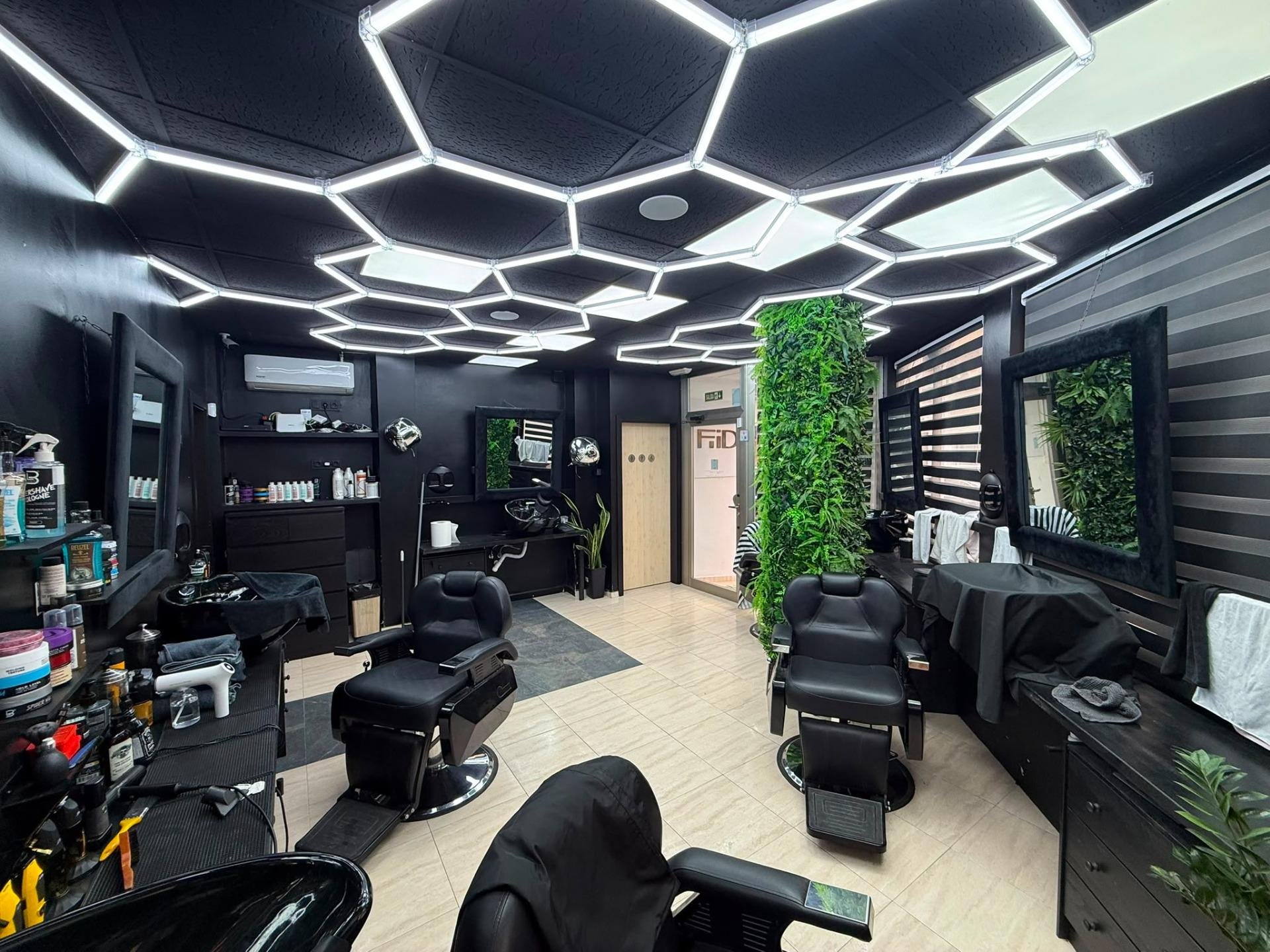 Commercial property à Alicante, Espagne 77 m2 No. 183103