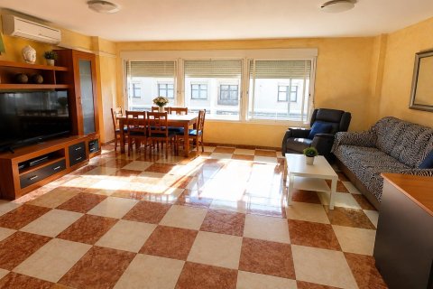 Appartamento a Alicante, Spagna 4 camere da letto, 154 mq. N° 183107