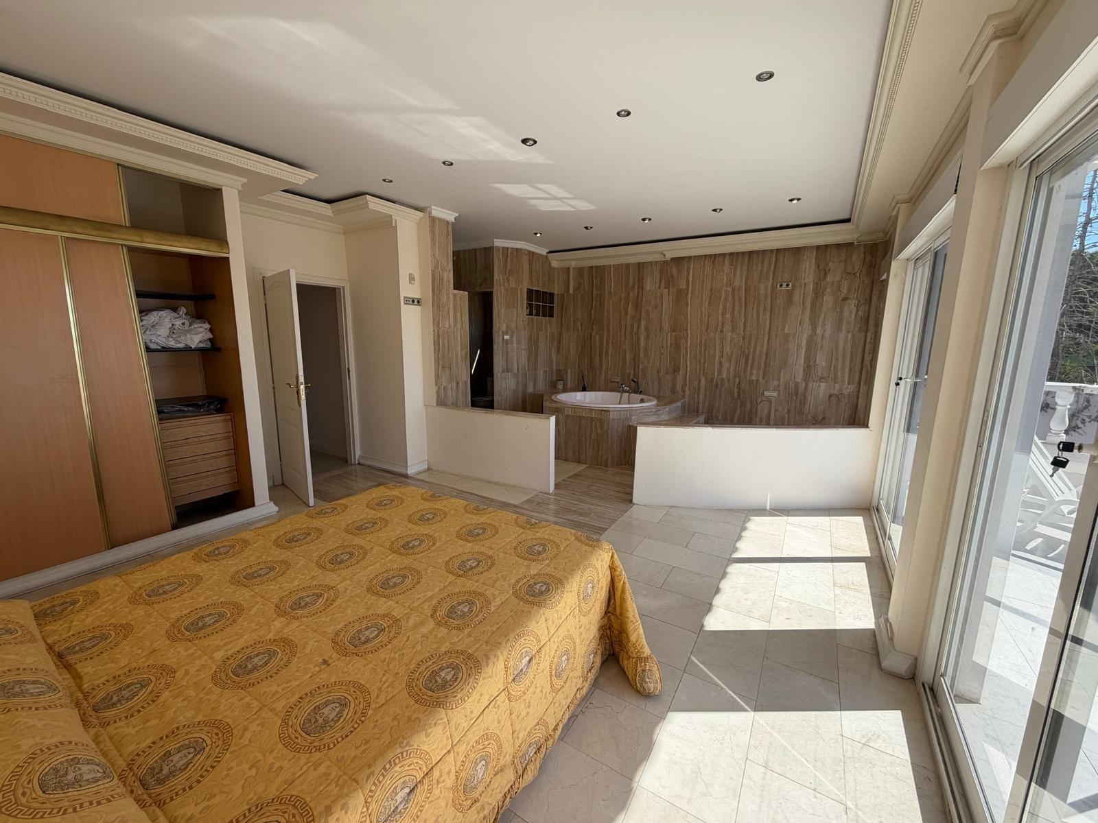 Villa in Jacarilla, Alicante, Spanien 6 Schlafzimmer, 400 m2 Nr. 186855