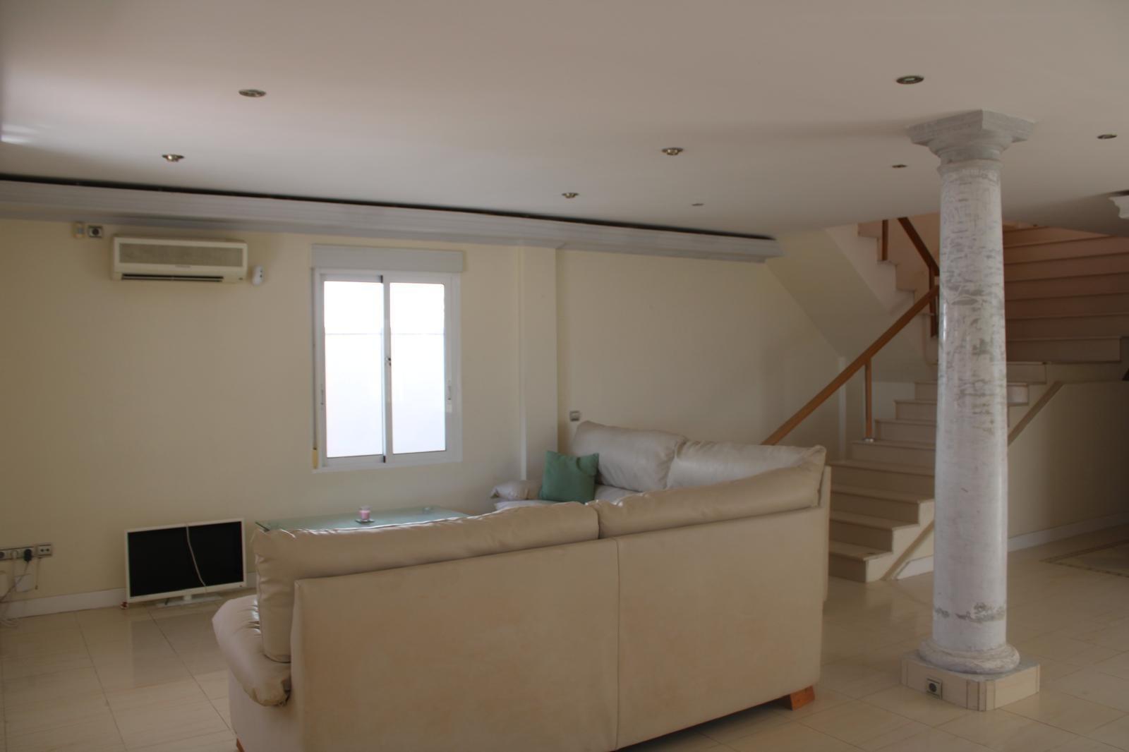 Villa in Jacarilla, Alicante, Spanien 6 Schlafzimmer, 400 m2 Nr. 186855
