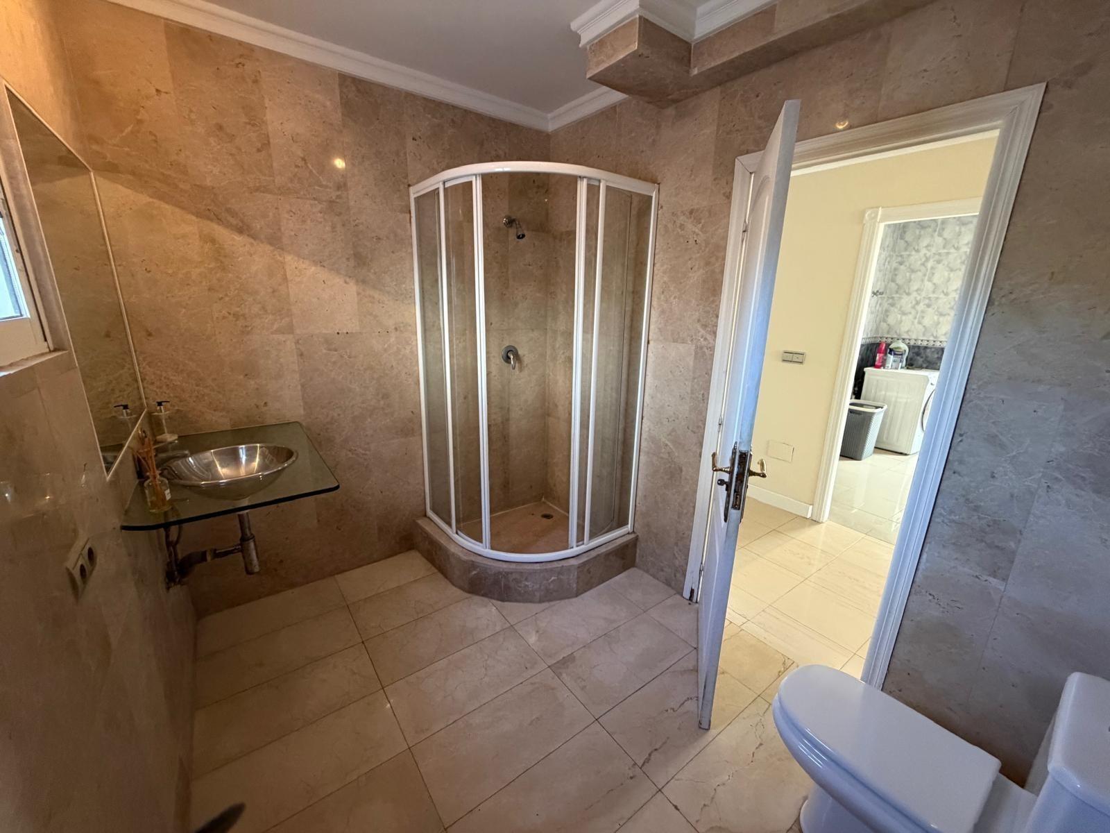 Villa in Jacarilla, Alicante, Spanien 6 Schlafzimmer, 400 m2 Nr. 186855