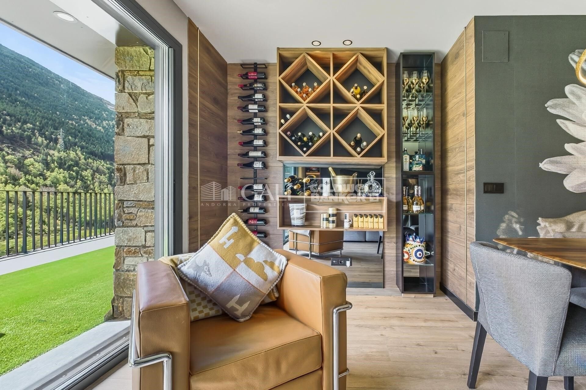 Dzīvoklis Principado De Andorra (Ninguna Poblacion Tiene C.P.), Lleida, Spānijā 5 istabas, 220 m2 Nr. 178670
