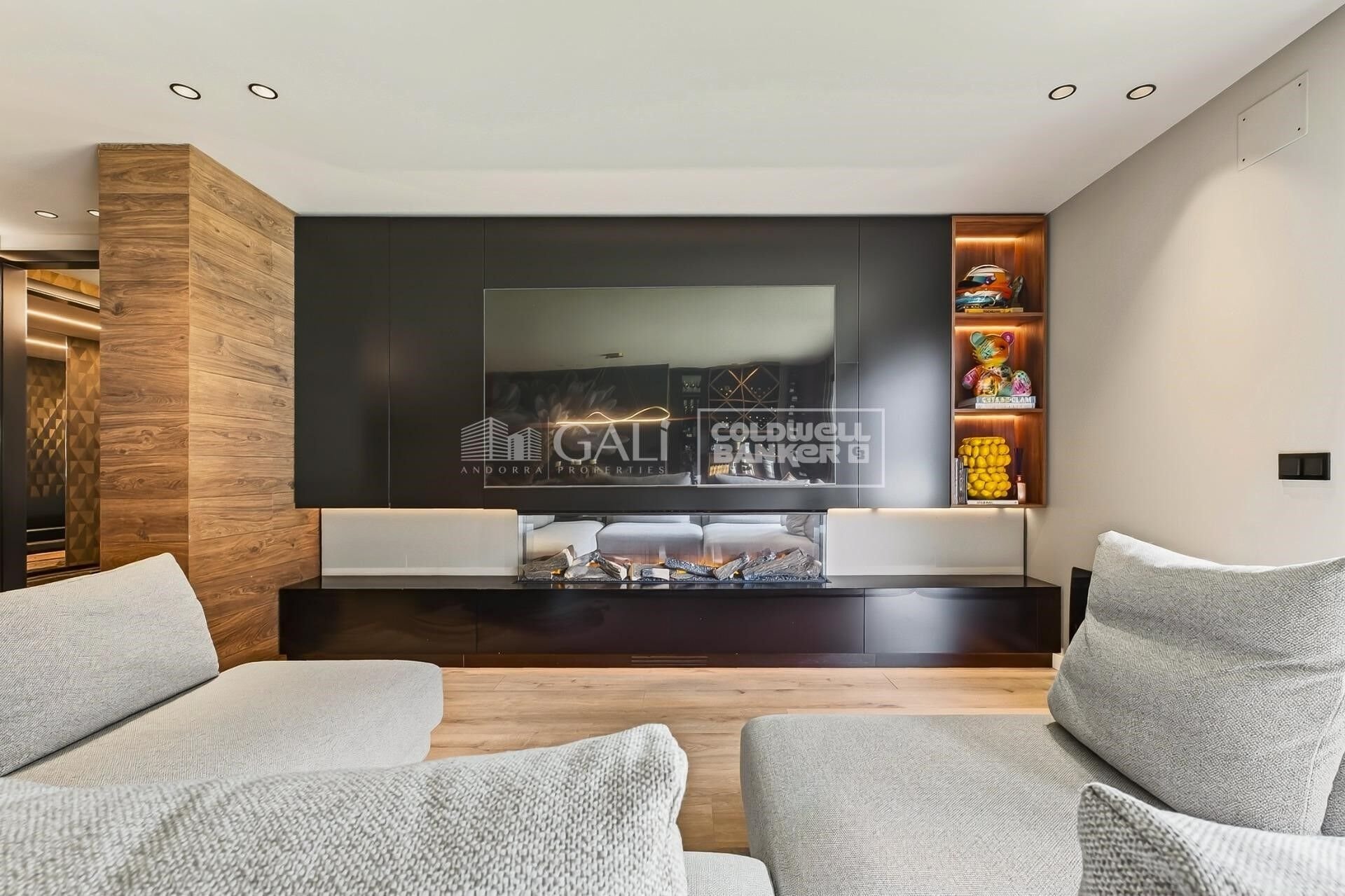 Dzīvoklis Principado De Andorra (Ninguna Poblacion Tiene C.P.), Lleida, Spānijā 5 istabas, 220 m2 Nr. 178670