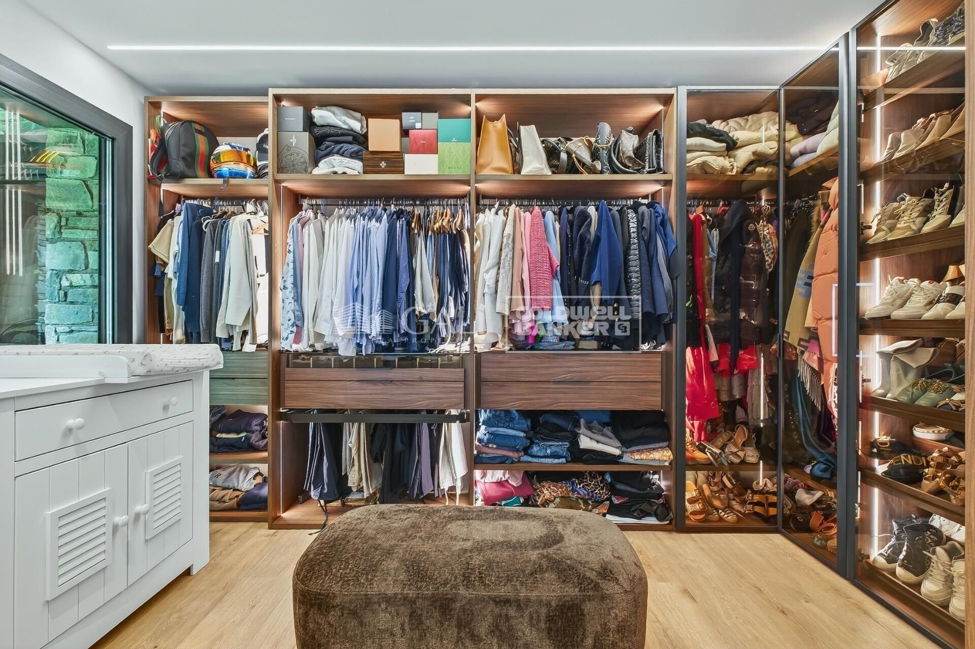 Dzīvoklis Principado De Andorra (Ninguna Poblacion Tiene C.P.), Lleida, Spānijā 5 istabas, 220 m2 Nr. 178670