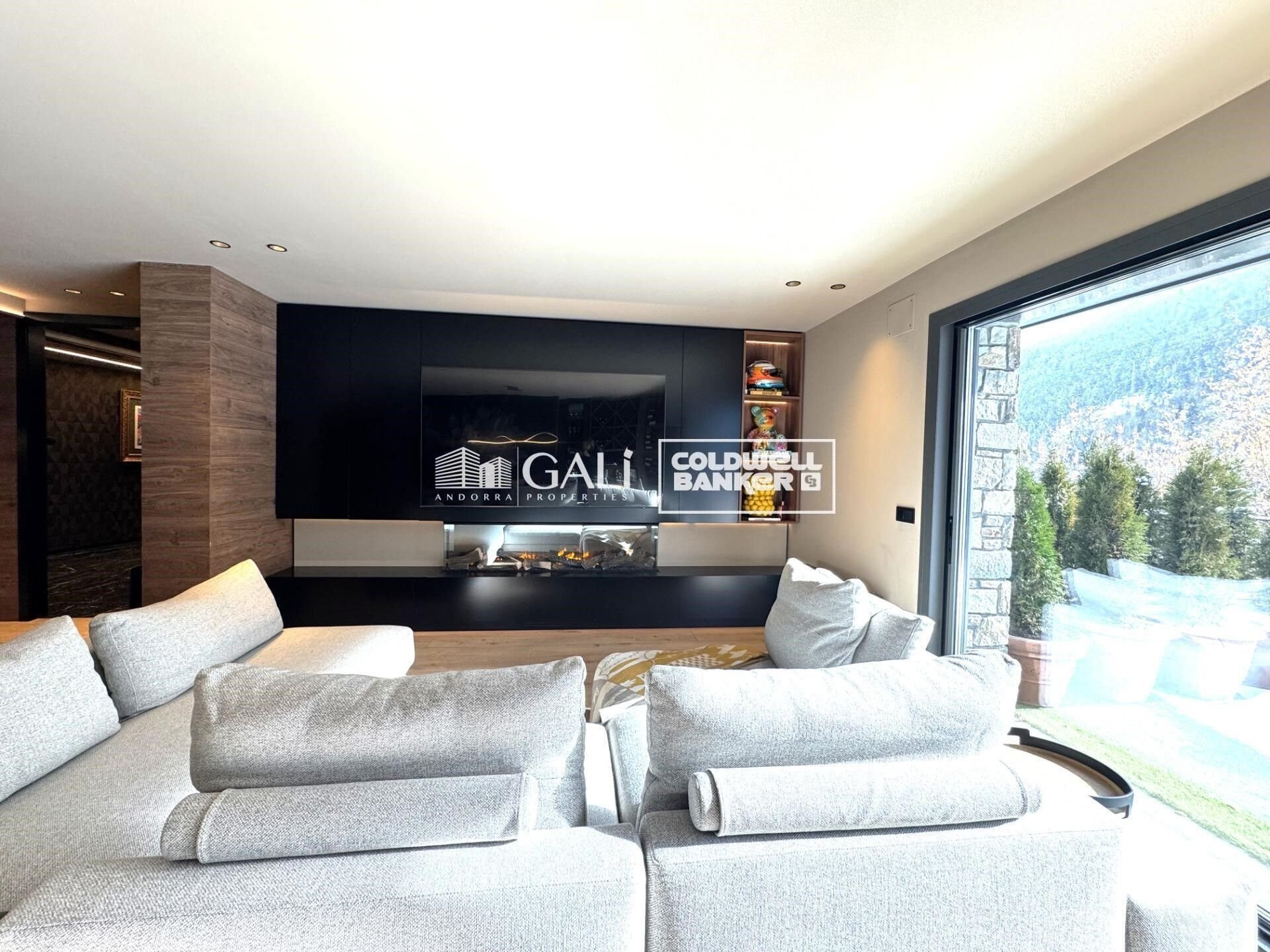 Dzīvoklis Principado De Andorra (Ninguna Poblacion Tiene C.P.), Lleida, Spānijā 5 istabas, 220 m2 Nr. 178670