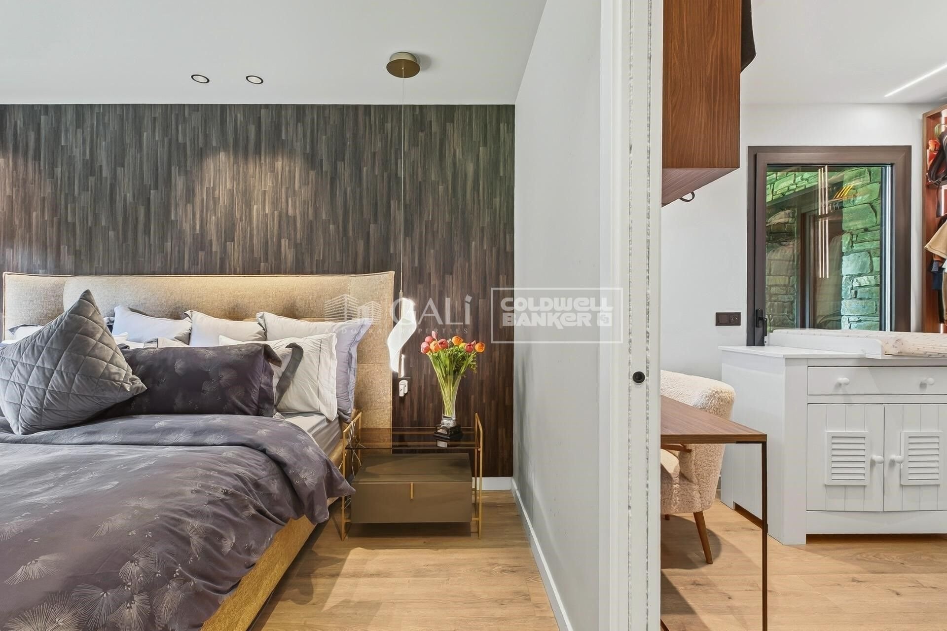 Dzīvoklis Principado De Andorra (Ninguna Poblacion Tiene C.P.), Lleida, Spānijā 5 istabas, 220 m2 Nr. 178670