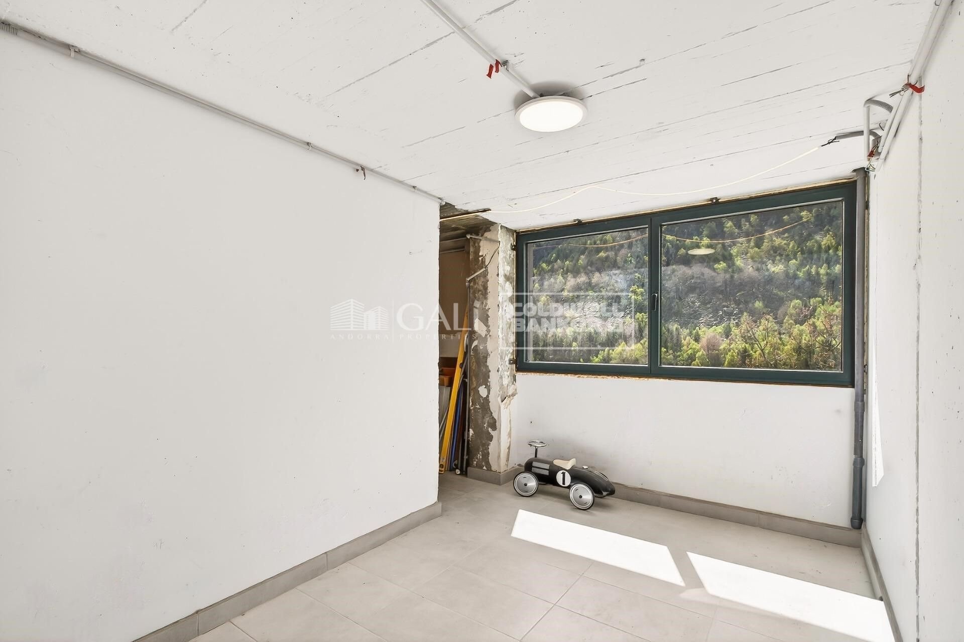 Dzīvoklis Principado De Andorra (Ninguna Poblacion Tiene C.P.), Lleida, Spānijā 5 istabas, 220 m2 Nr. 178670
