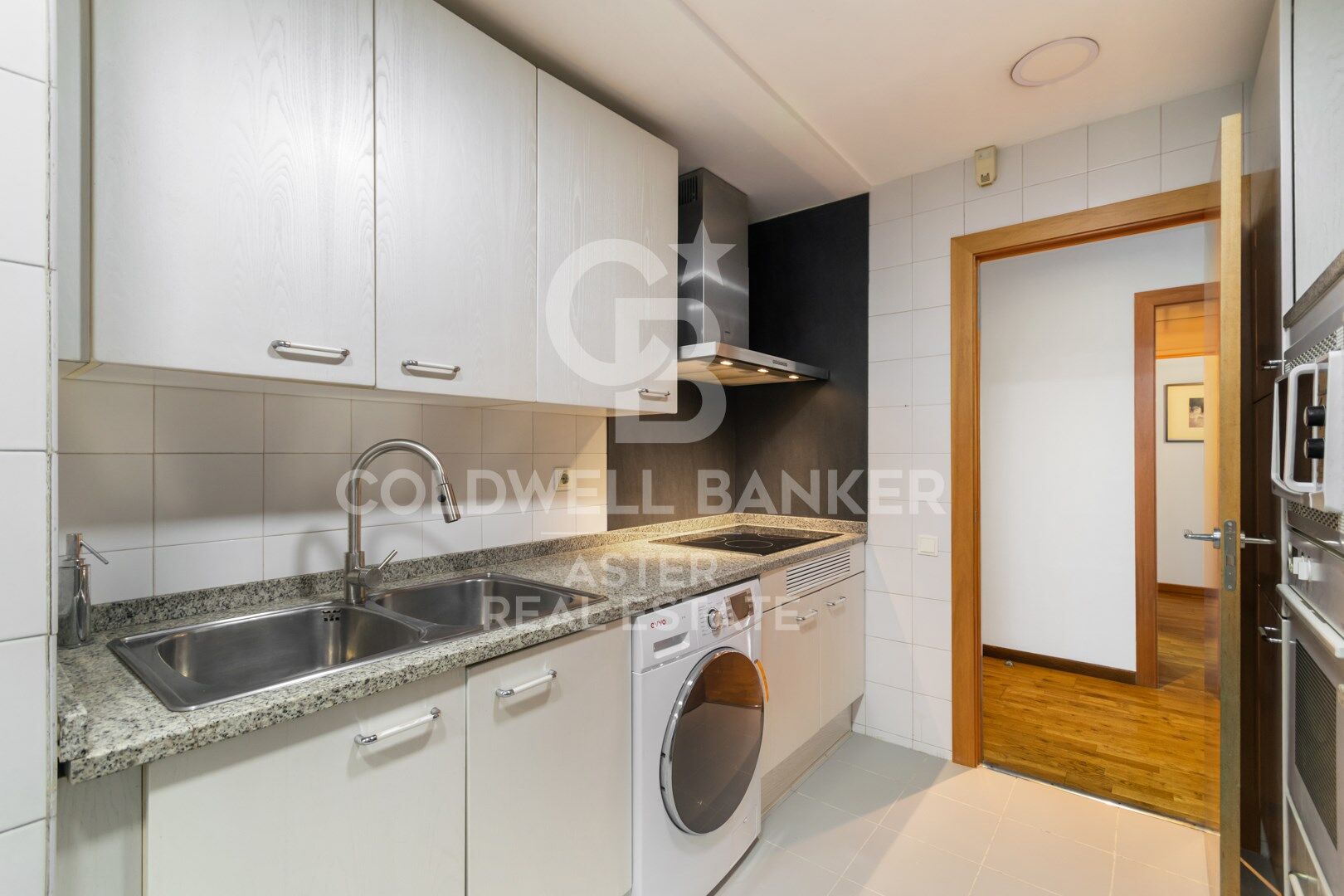 Huoneisto Barcelona, Espanja 2 makuuhuonetta, 120 m2 No. 178669