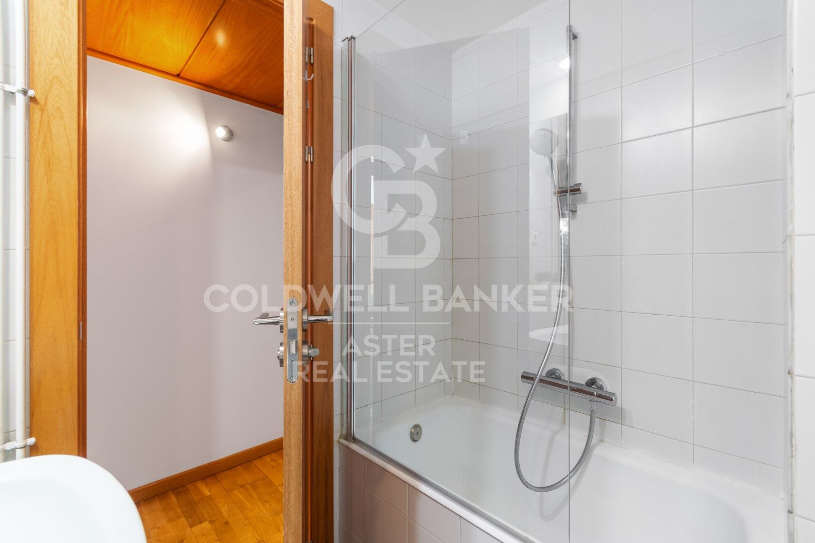 Huoneisto Barcelona, Espanja 2 makuuhuonetta, 120 m2 No. 178669