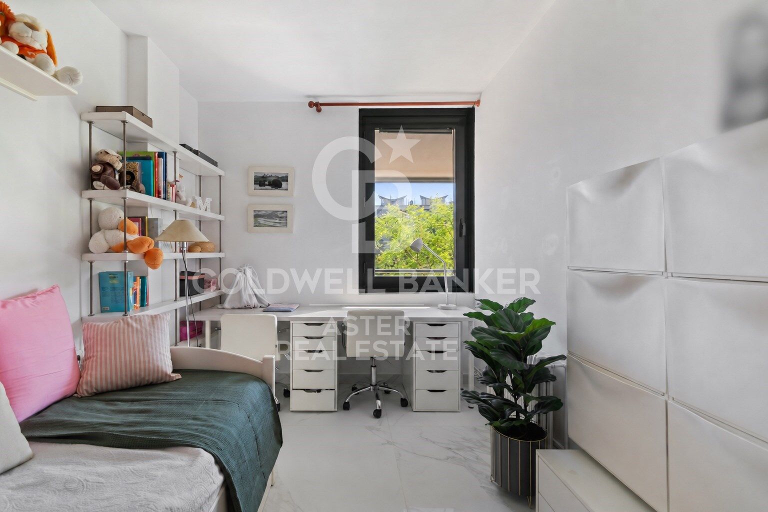 Huoneisto Barcelona, Espanja 2 makuuhuonetta, 120 m2 No. 178669